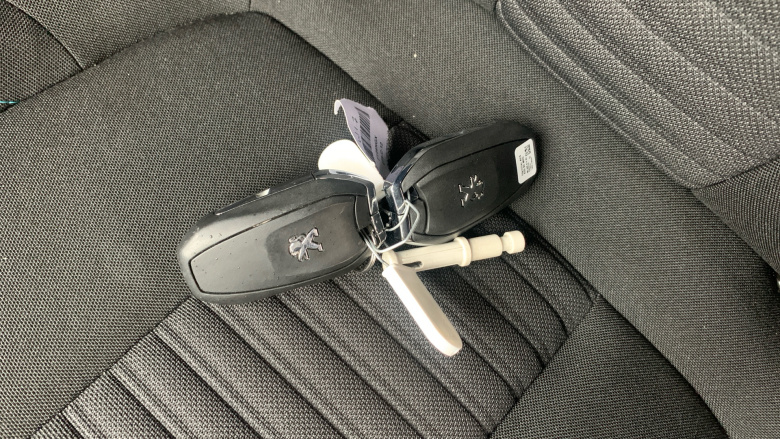 Peugeot 3008 1.6 Hybrid 180 Active 5dr e-EAT8 Estate